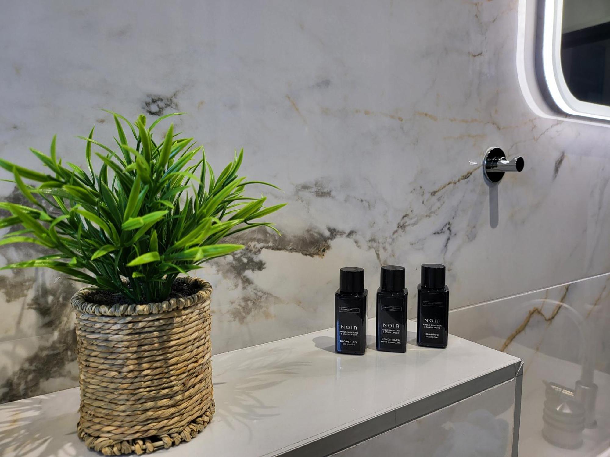 Luxury Central Square Apartment 2214 Belgrad Exteriör bild